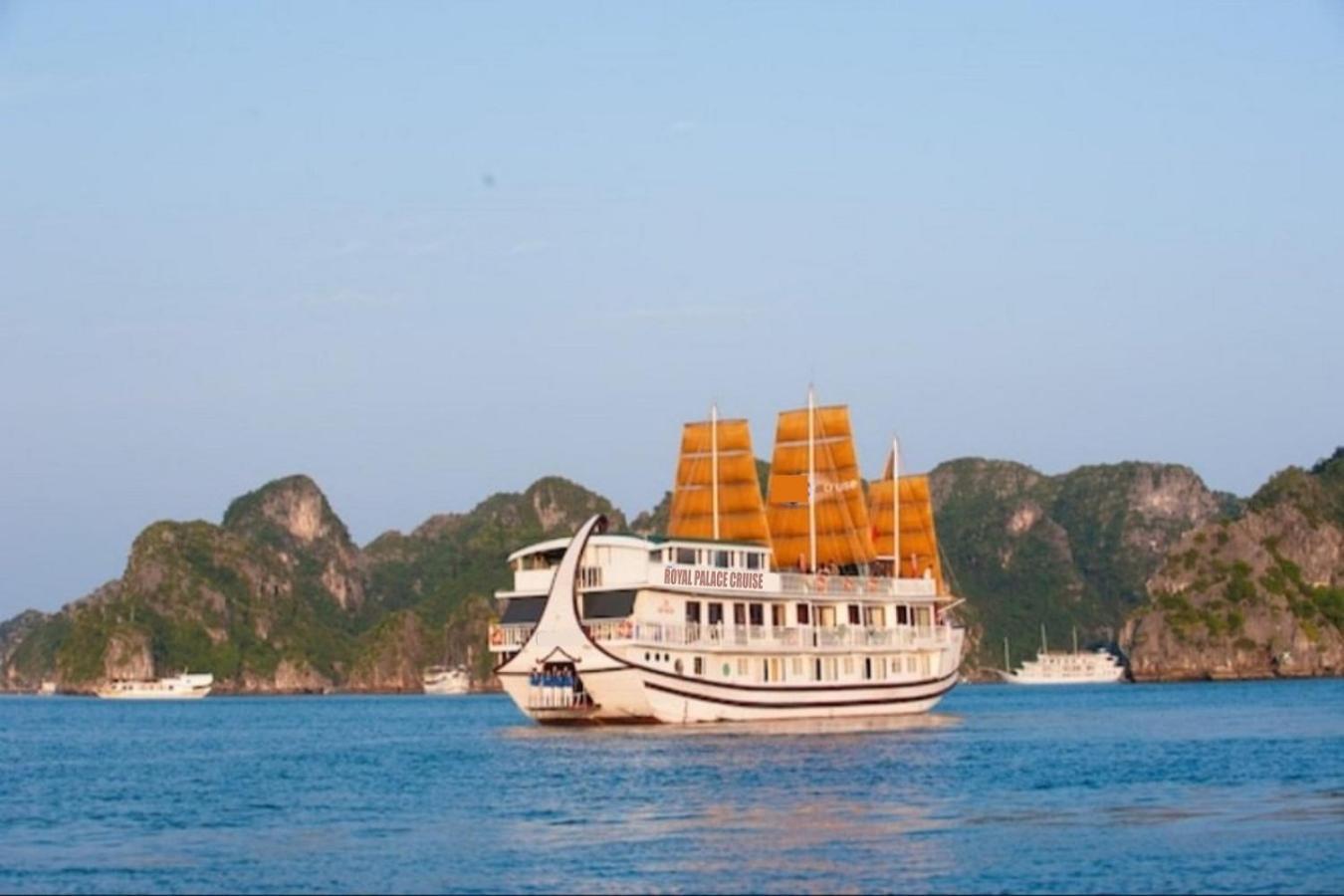 Hotel Royal Palace Cruise Hạ Long Exterior foto