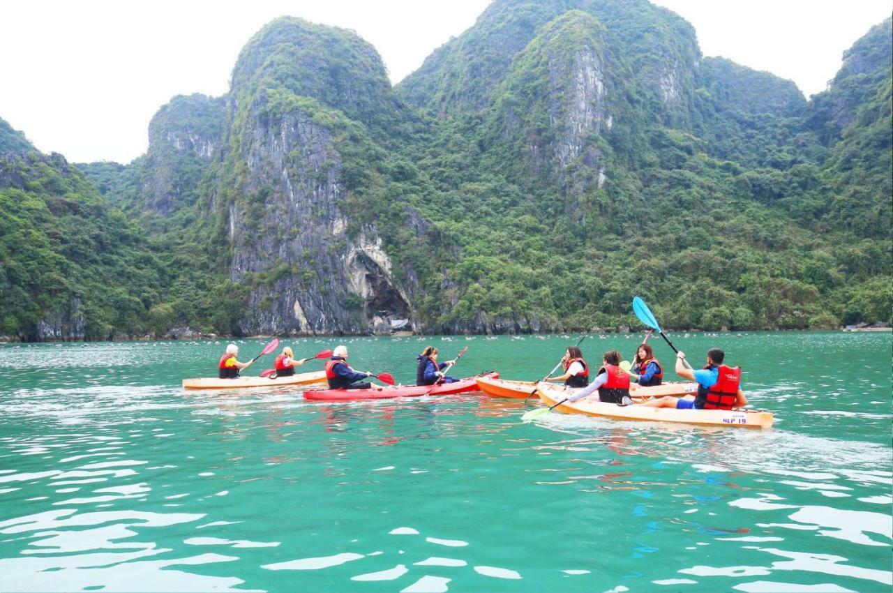 Hotel Royal Palace Cruise Hạ Long Exterior foto